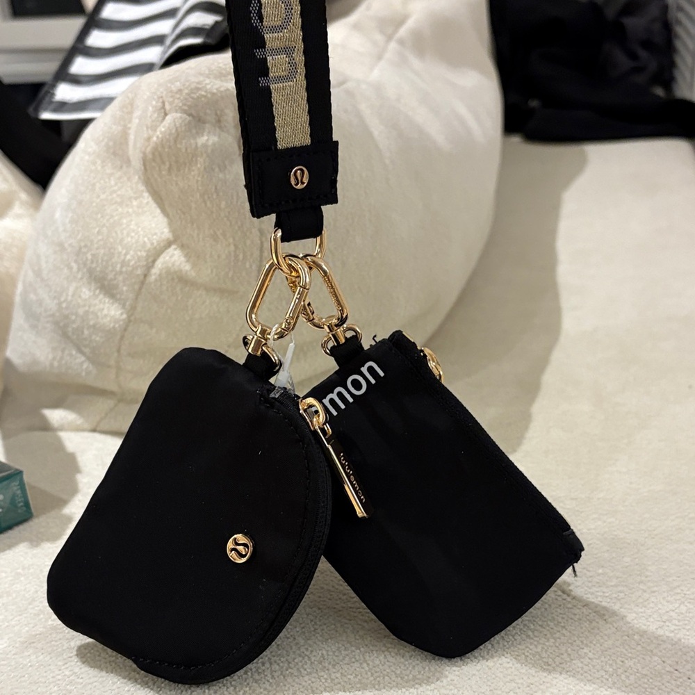 lululemon athletica Black and Gold Key Holder Set - Picture 9 of 10